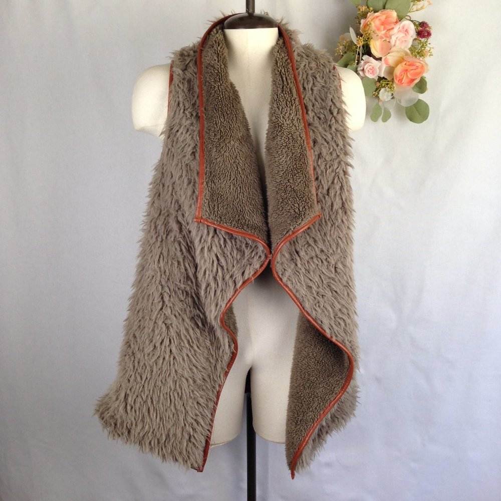 Faux Sherpa Fur-Leather Trim Vest